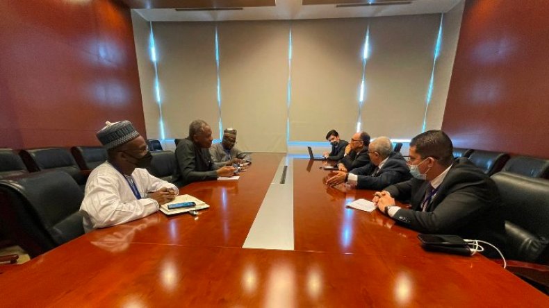 لعمامرة يناقش مع نظيره النيجيري تنسيق الجهود للحفاظ على وحدة الصف الإفريقي