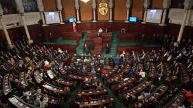 مسؤول الإعلام بالبرلمان التونسي لا يعترف بقرارات سعيّد