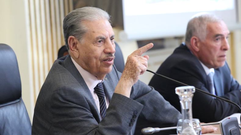النوفمبرية الباديسية.. قوجيل يصدر توضيحا