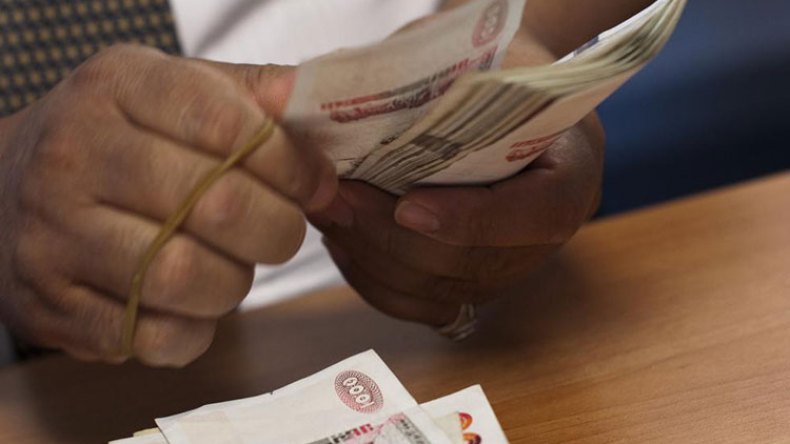 إحرَاق الجلود.. والجيوب