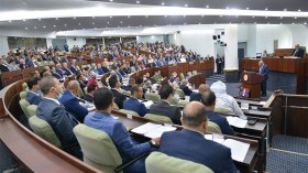 تسوية معاشات المتقاعدين وتدابير خاصة للعمال غير الأجراء