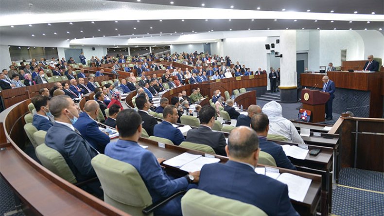 تسوية معاشات المتقاعدين وتدابير خاصة للعمال غير الأجراء