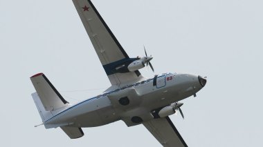 Un avion s’écrase en Russie, au moins 16 morts