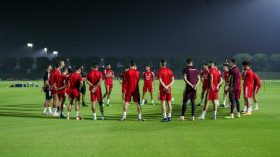 بوقرة يستدعي 25 لاعبا محليا