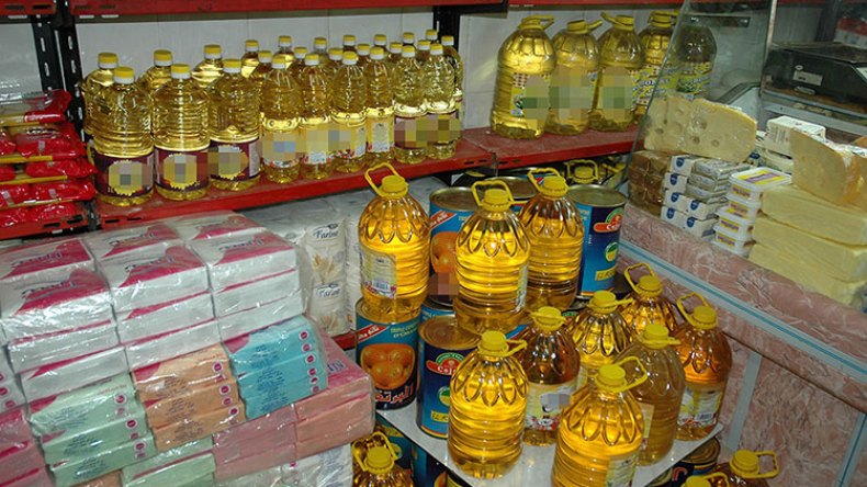 محتكرون كبار للزيت يفتعلون الندرة لأهداف مريبة