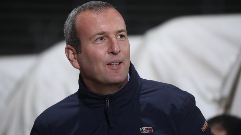 إدارة نادي نيس تردّ على بلماضي