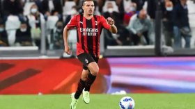 بن ناصر يقترب من تجديد عقده مع ميلان بهذه الشروط