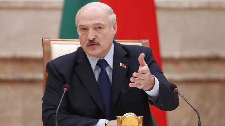 بيلاروسيا تطرد سفير فرنسا لهذا السبب