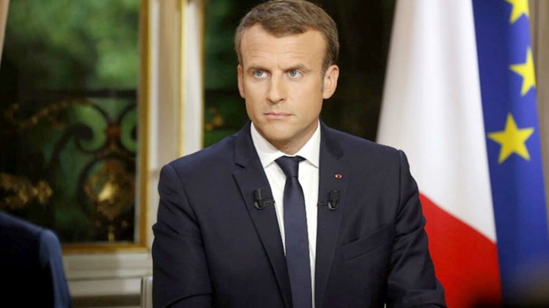  إيمانويل ماكرون : سنقوم بنشر قواتنا فقط في حالة ما طلب محمد بازوم ذلك