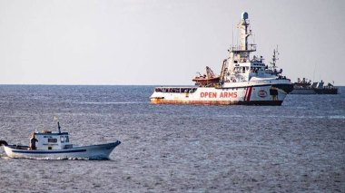 Matteo Salvini jugé pour avoir bloqué des migrants en mer