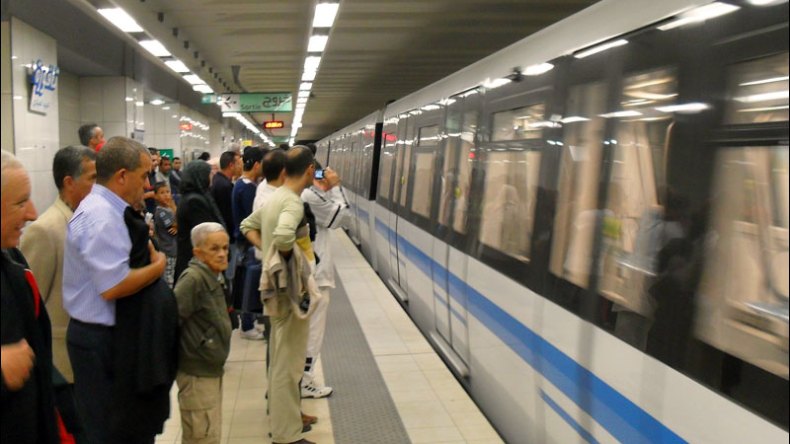 تجنيد 300 شرطي لتأمين ميترو الجزائر