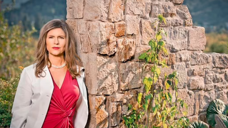 “توقفن عن الأكل مثل الرجال”.. طبيبة بريطانية تنصح النساء