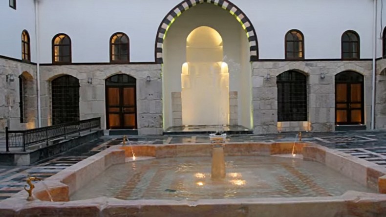 التعليم والمعلم ومكانتهما في عهد الدولة الزنكية