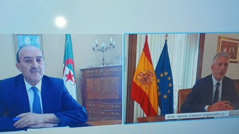 وزير الداخلية يتحادث مع نظيره الاسباني