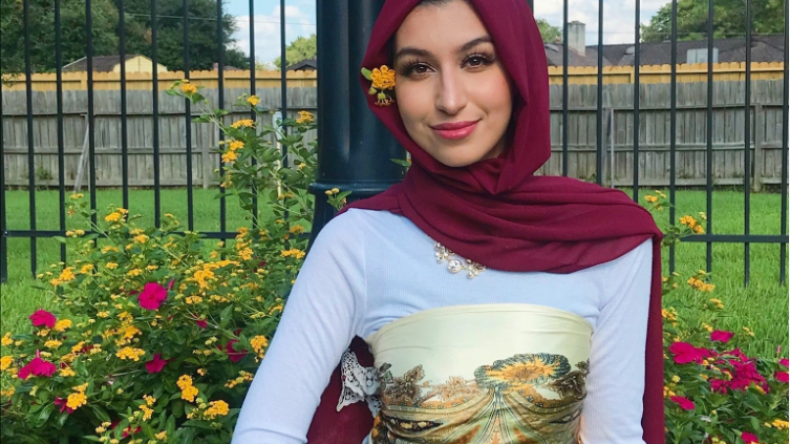 جزائرية محجبة تتلقى القبول من 16 جامعة أمريكية للالتحاق بها!