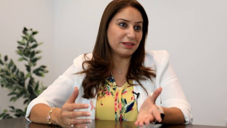 الصحفية دجى بن فرج: كتبت 3 أسطر من وصيتي وأحببت نفسي بدون شعر وحواجب