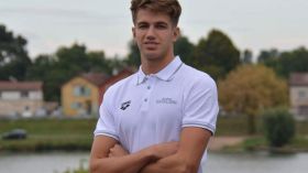 السباح سيود جواد يتوج بالذهبية في البطولة الإفريقية