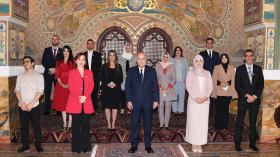 الرئيس تبون: الإعلام يحتل موقعًا متقدمًا في الدفاع عن مصالح الشعوب