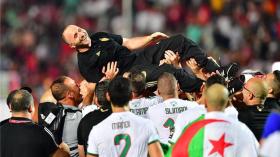 إشادة عربية واسعة بالمنتخب الجزائري ومدربه جمال بلماضي