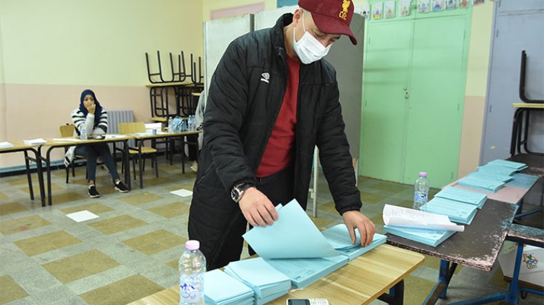 آلاف الطعون على طاولة المحاكم الإدارية