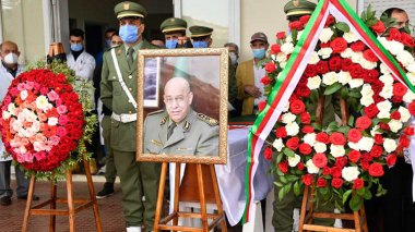 Le Général-Major BEDJGHIT Farid est décédé des suites d’un malaise