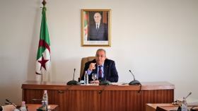 وزير الصناعة: رفع التجميد عن 400 مشروع استثماري قريبا