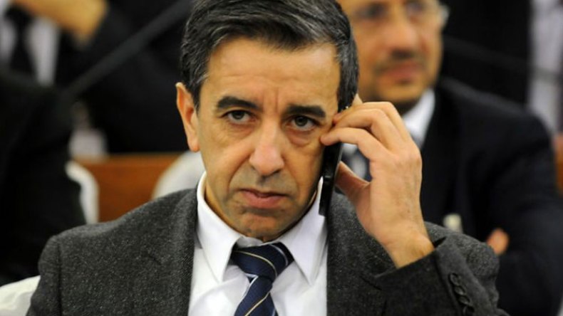 حدّاد نهب الملايير وعطّش الوهرانيين والشلفاويين