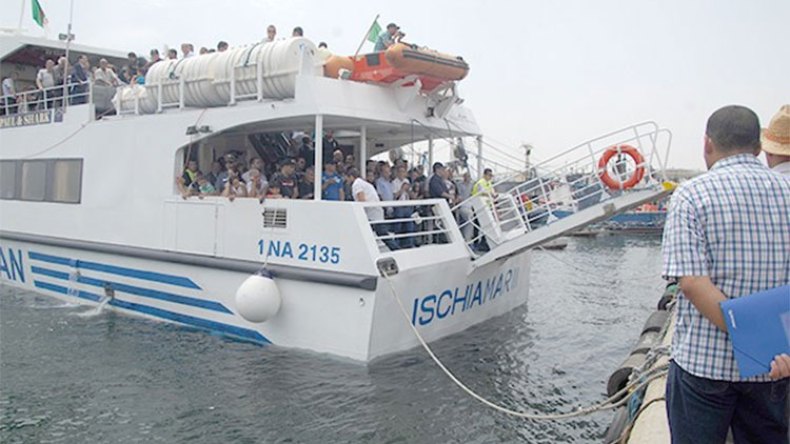 الخواص يتدافعون لفتح شركات طيران ونقل بحري