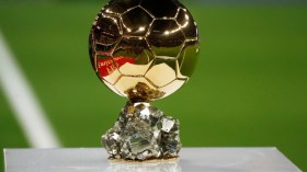 ميسي المتوّج بـ “الكرة الذهبية” قبل الإعلان الرسمي