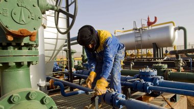Algeria Hikes Gas, Oil Supplies To Spain Amid Skepticism Campaign