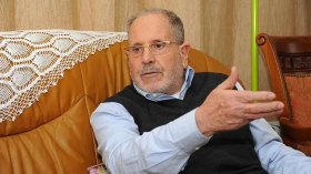 الفرنكوفونية تريد صناعة جيل ناكر لهويته في الجزائر