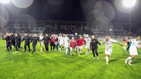 هذه نقاط قوة وضعف المنافسين المحتملين لـ “الخضر” في المباراة الفاصلة