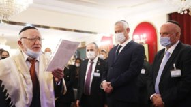 صلاةٌ يهودية برعاية “أمير المؤمنين”!