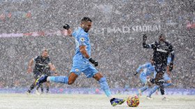 محرز ضمن التشكيلة المثالية لشهر ديسمبر في “البريميرليغ”