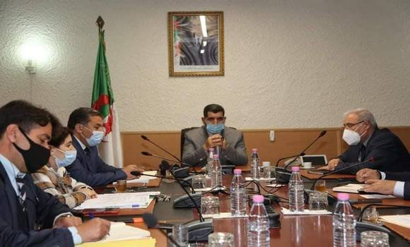 Levée du blocage pour deux navires bloqués à l’étranger, deux autres en attente cette semaine