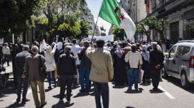 بيروقراطية الإدارة أكبر معوقات العمل النقابي