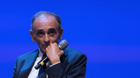 مُتطرّف فرنسي: كثرة اللاعبين الأجانب تهديد لِهُوِّيتنا