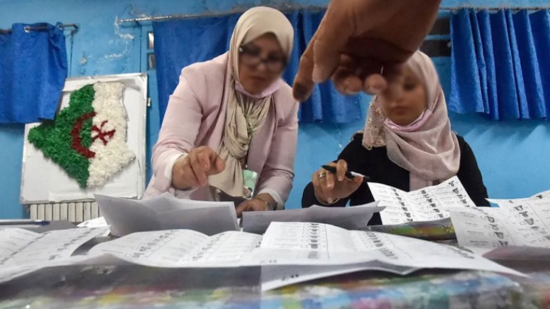 ليلة ترقب بيضاء لنتائج الفرز.. ومرشحون يستبقون الاحتفال بالفوز