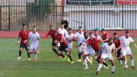 أندية تواصل الإبهار وأخرى غارقة في أزمة النتائج