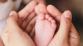 هروبا من المسؤولية.. أزواج يتخلون عن الإنجاب 