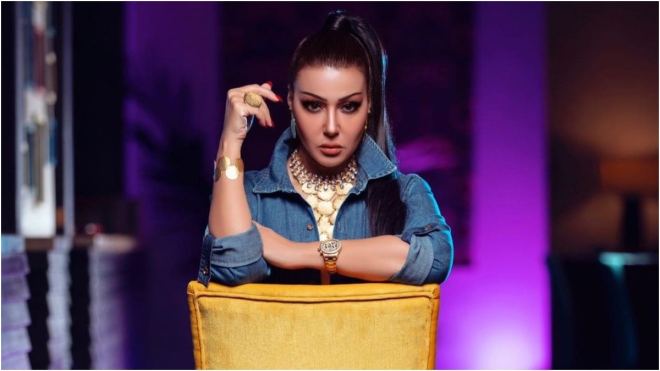 بعد نشر صورتها مرفقة بتعليق مسيء.. سمية الخشّاب تتوعد المتحرشين