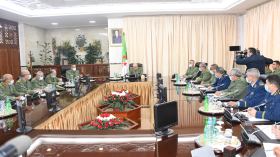 الفريق شنقريحة ينصب اللواء بلقاسم حسنات رئيسا لدائرة الاستعمال والتحضير