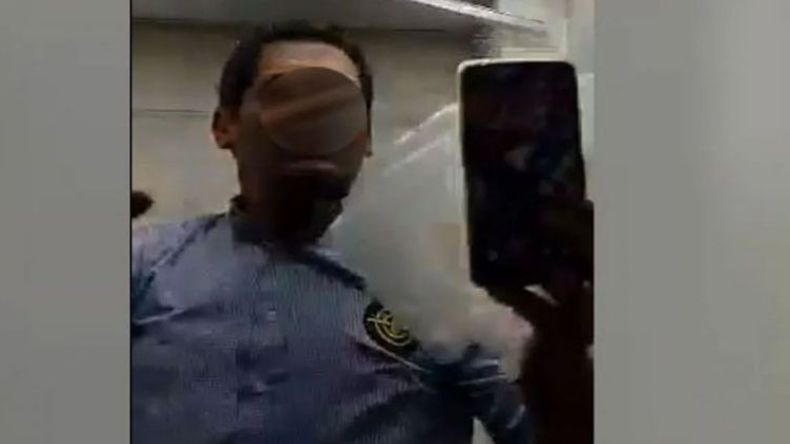 فيديو فاضح يكشف تصوير سيدات داخل حمام مطعم شهير.. والمتهم عامل النظافة!