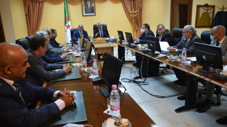 اجتماع وزير العدل بمنظمات المحامين..دراسة 13 نقطة لتحسين ممارسة المهنة