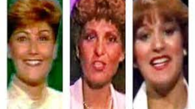 جزائريون يحنُّون إلى زمن مذيعات الربط في التلفزيون