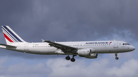 الخطوط الفرنسية ترفع أسعار التذاكر إلى 1100 أورو