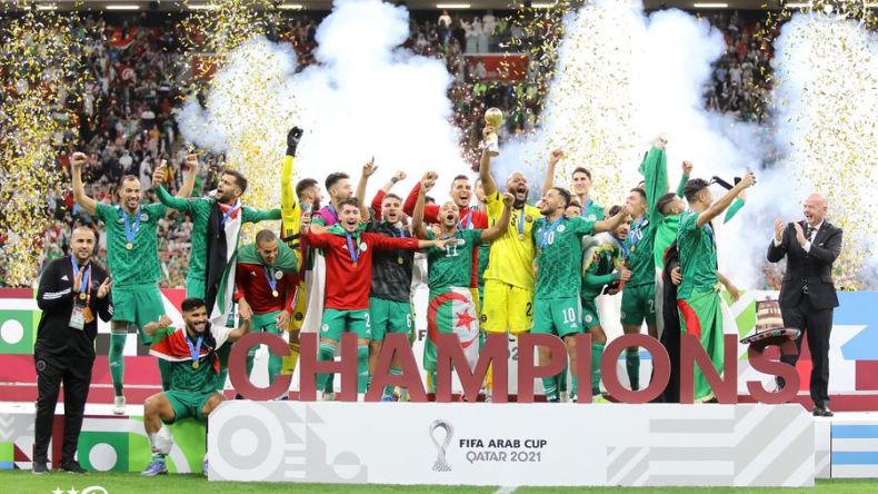 تهاني بالجملة من الفنانين العرب بعد فوز محاربي الصحراء بكأس العرب