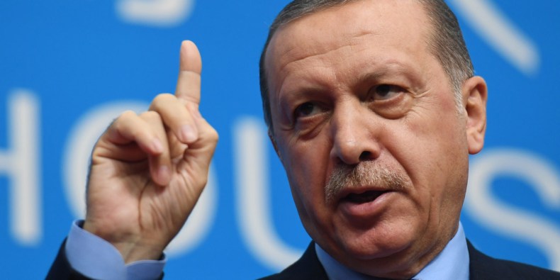 Turquie: Une tentative d’assassinat d’Erdogan déjouée sur fond de crise économique