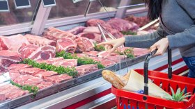 مسؤول: تجاوز سعر كيلوغرام اللحم 1400 دينار أمر غير منطقي