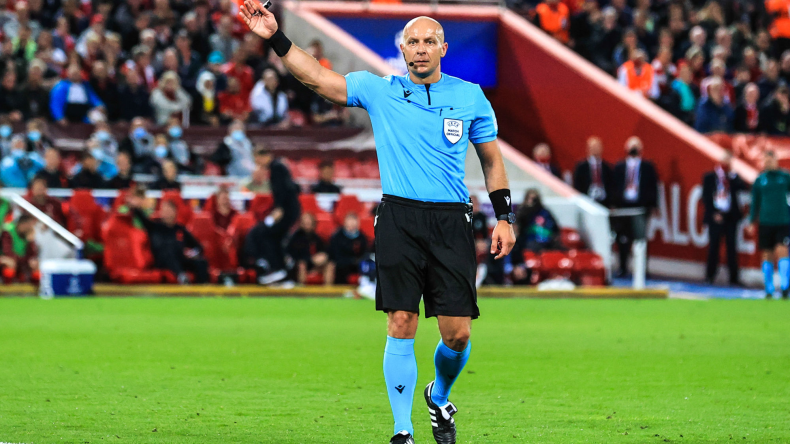 لهذا السبب حكم مباراة قطر والجزائر “لم يُحطّم رقما قياسيا”!